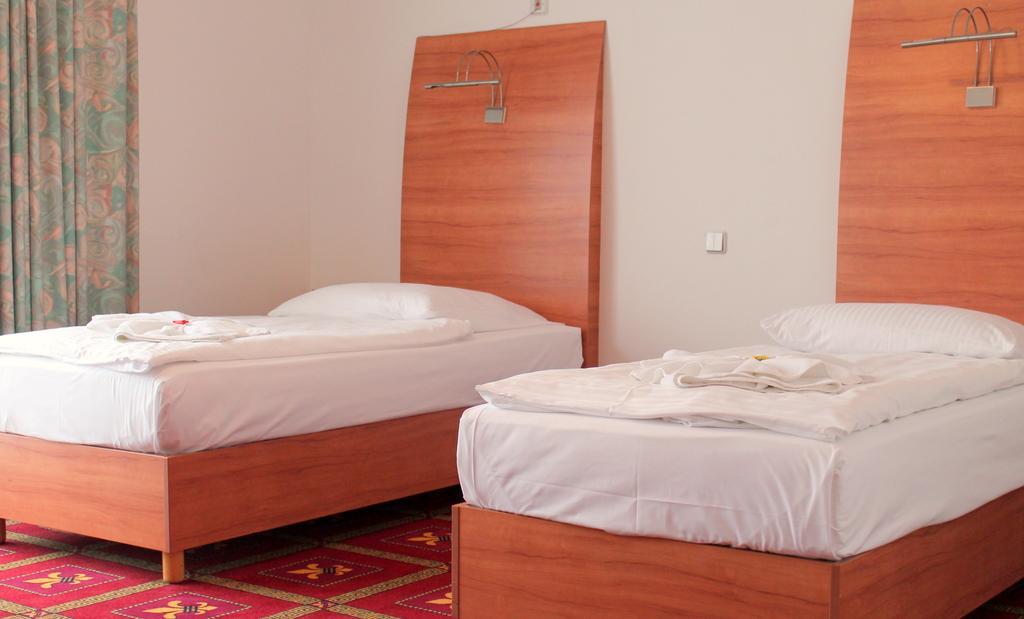 Hotel Kaiser Berlin Room photo